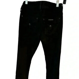 Hudson women’s black jeans. Button down flap back pockets size 24